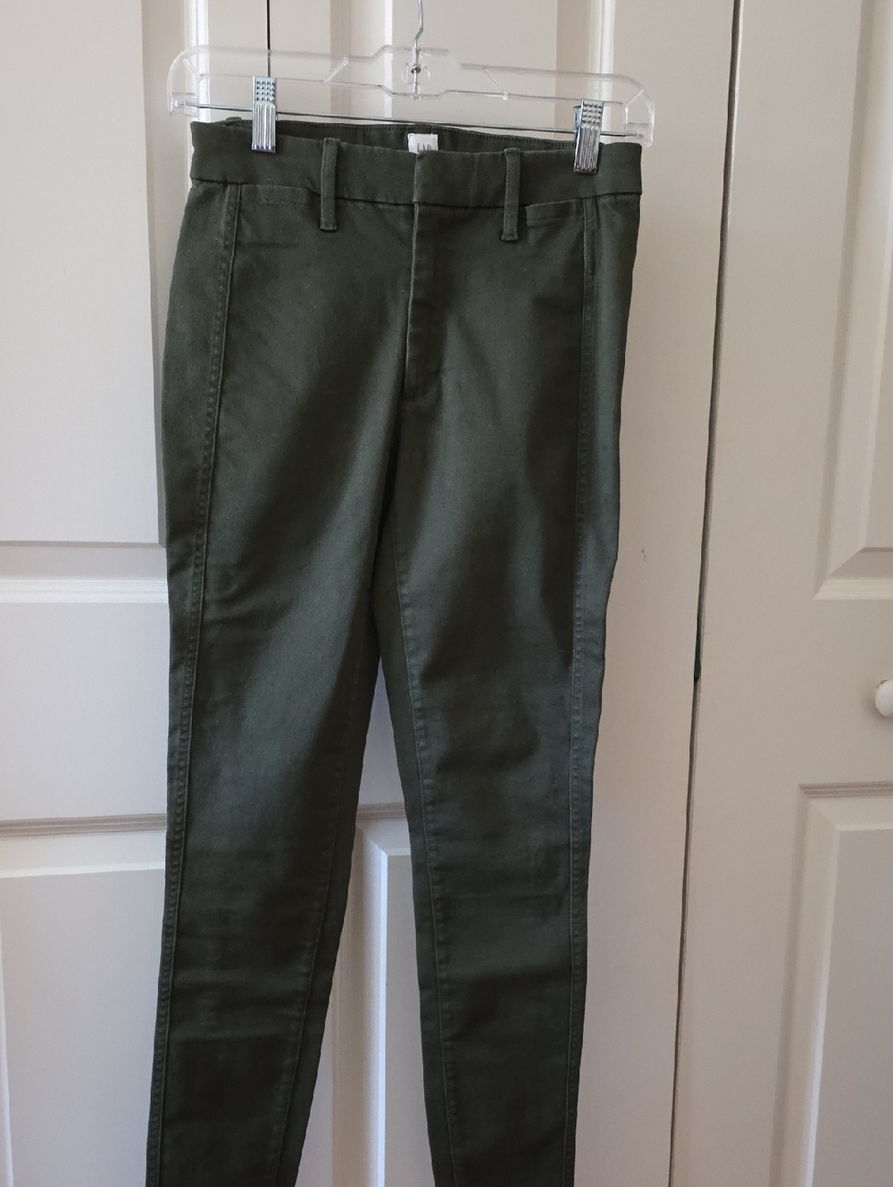 Women  Olive Green Skinny Pants